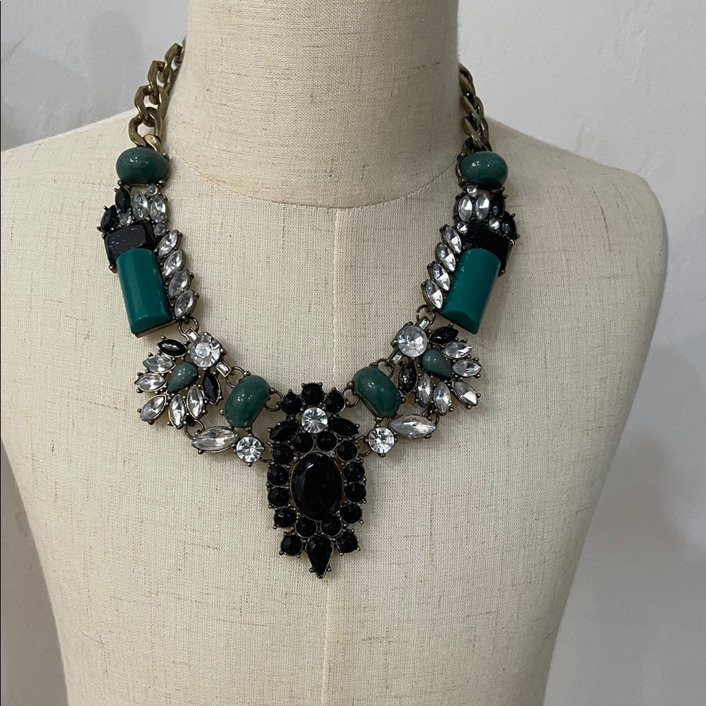 Elegant Black and Green Statement Necklace